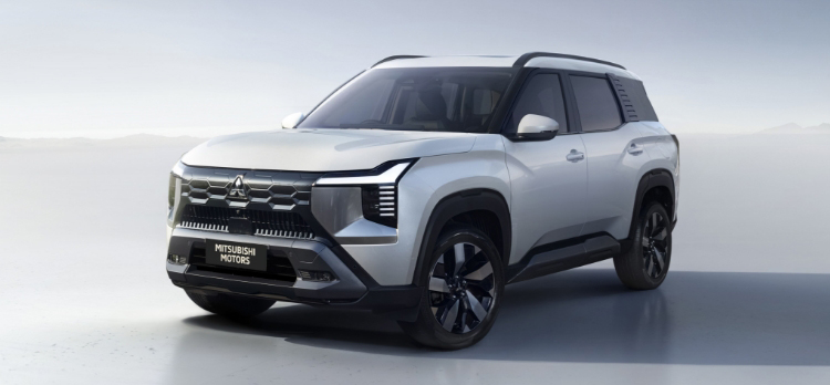 MITSUBISHI DESTINATOR Image