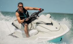 YAMAHA MOTOR WAVERUNNER イメージ